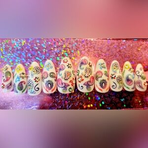 Nail Art & Co. : White Almond #2